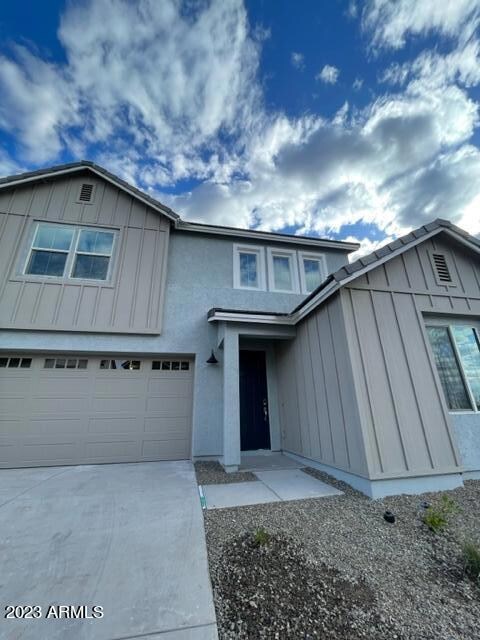 Rev Lot 19 - Exterior of home