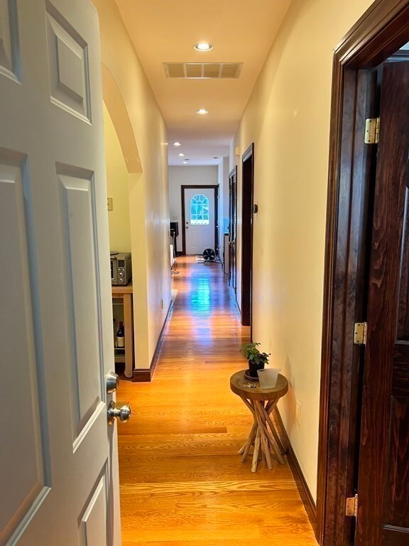 68 Warwick Rd unit 68, Newton, MA 02465 - photo 2