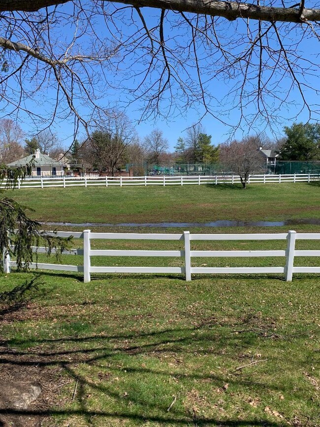 38 Players Cir, Tinton Falls, NJ 07724 - photo 7