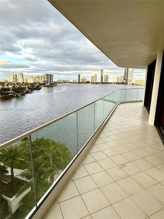 Williams Island 2800 unit 706, Aventura, FL 33160 - photo 2