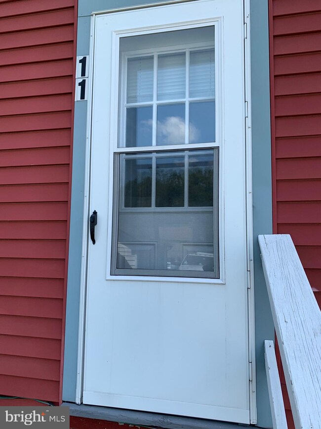 4691 Horseshoe Pike unit 11, Honey Brook, PA 19344 - photo 3