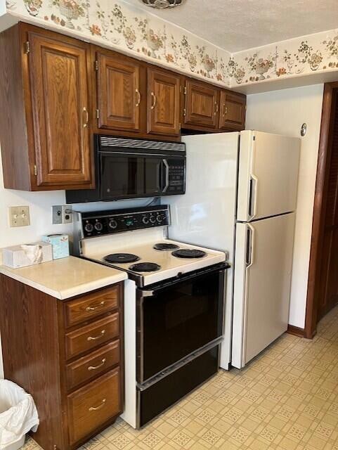 152 Griner Ave, Circleville, OH 43113 - photo 3