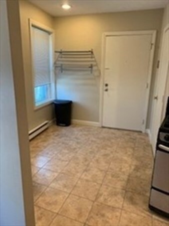 400 Hanover St unit 3B, Boston, MA 02113 - photo 4