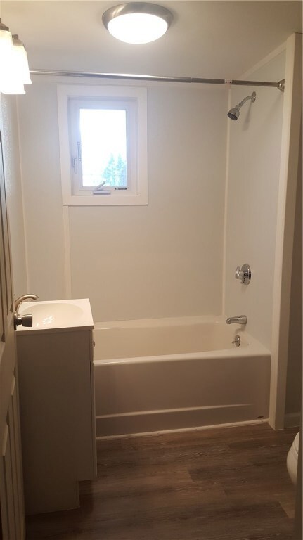 60 Hemond Ave unit 2nd floor, Woonsocket, RI 02895 - photo 4