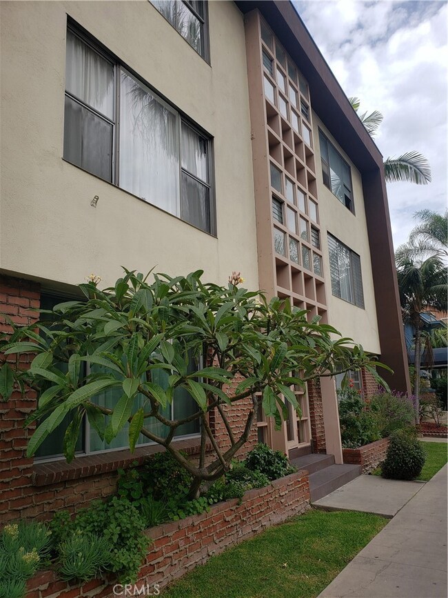 1015 E Ocean Blvd unit 7, Long Beach, CA 90802 - photo 2