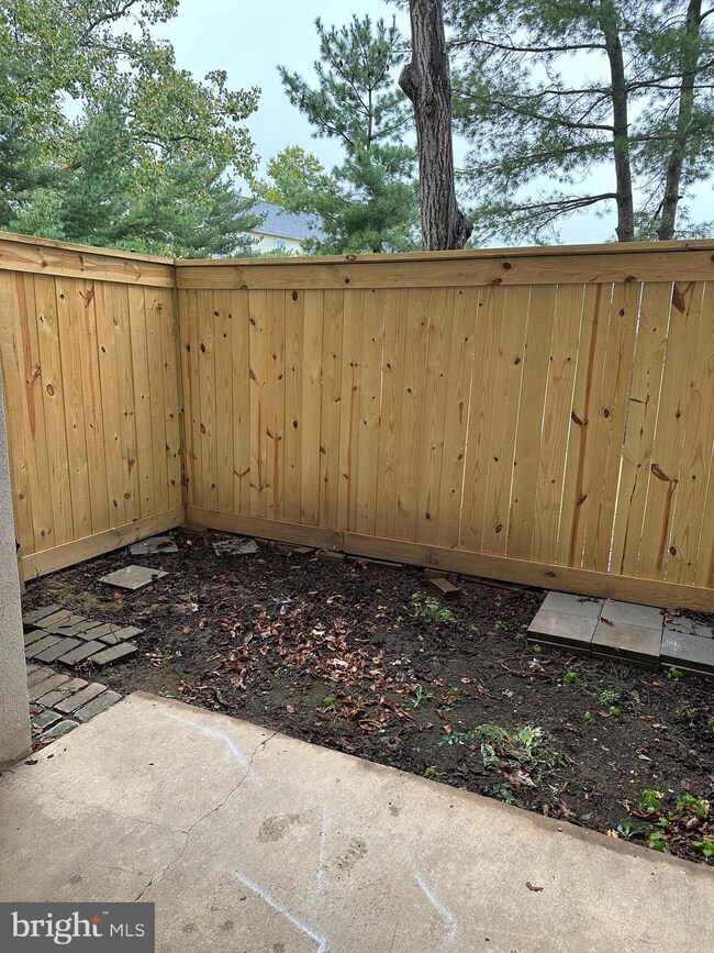 8605 Village Way unit B, Alexandria, VA 22309 - photo 5