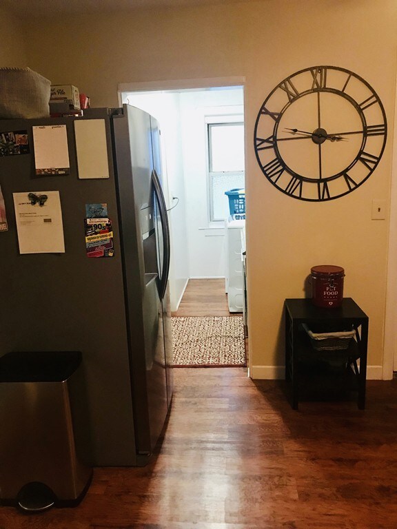 4 Herbert St unit 2, Wakefield, MA 01880 - photo 2