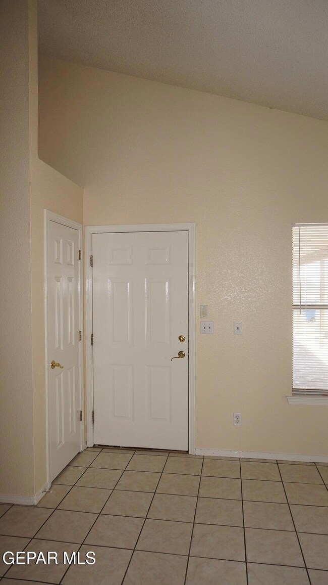 3. Entry Way