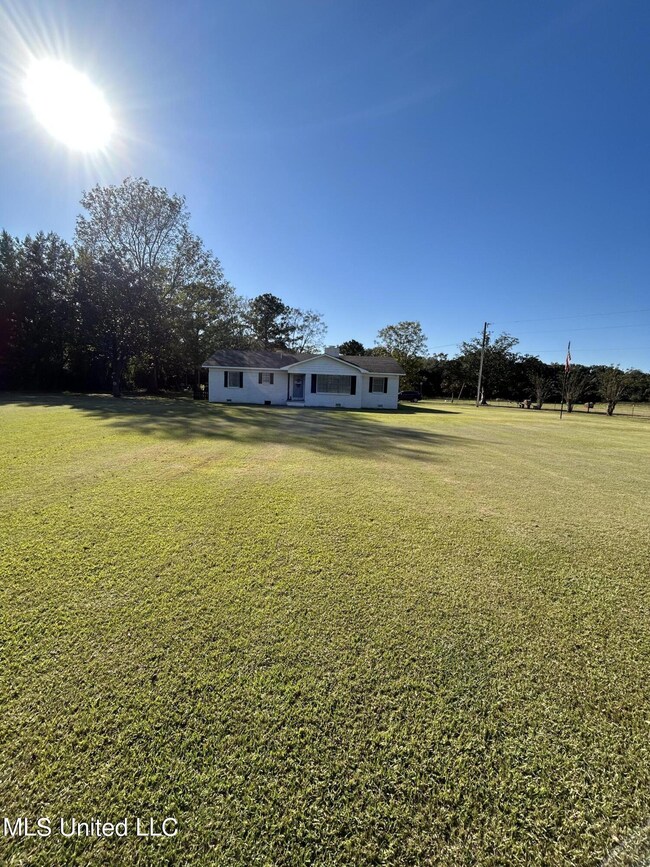 3247 Highway 613, Lucedale, MS 39452 - photo 2