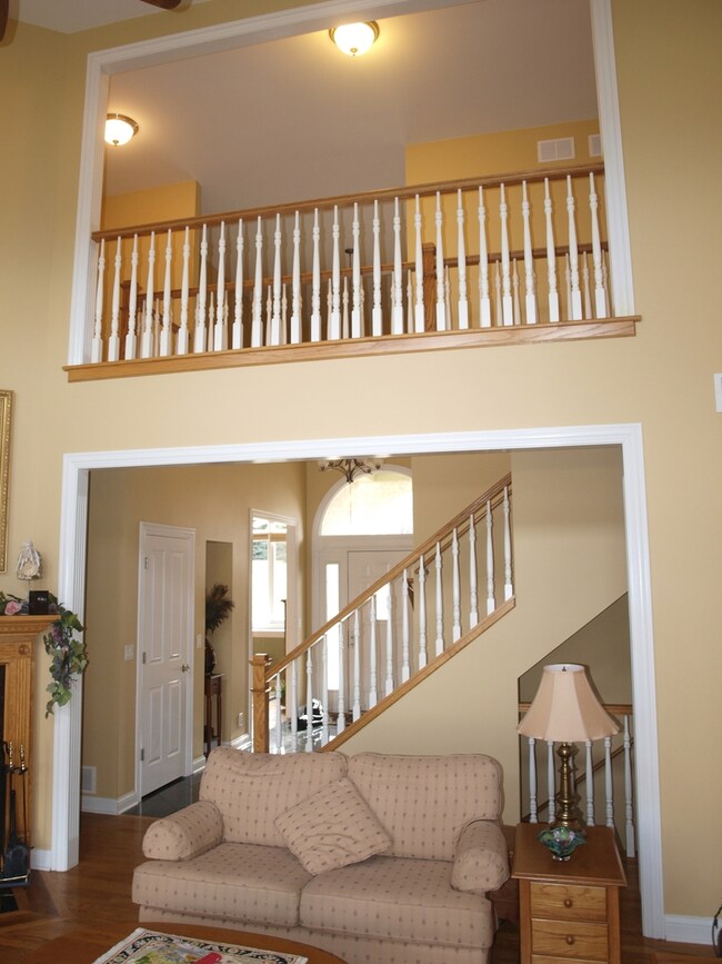 7202 Hawthorn Ln, Spring Grove, IL 60081 - photo 3