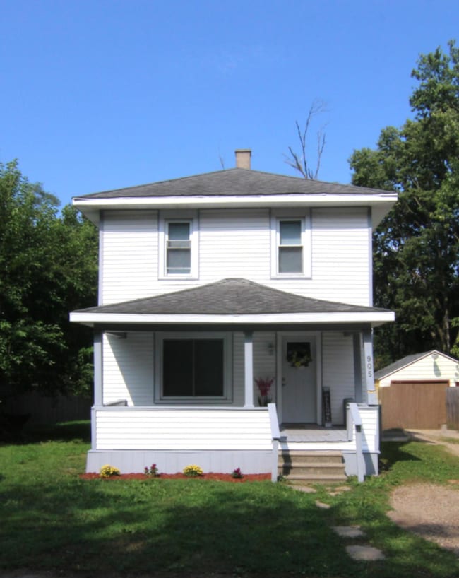 905 Cooper Ave, Kalamazoo, MI 49048 - photo 4