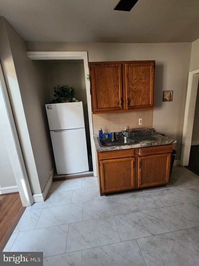 300 Concord Ave unit 2, Wilmington, DE 19802 - photo 5