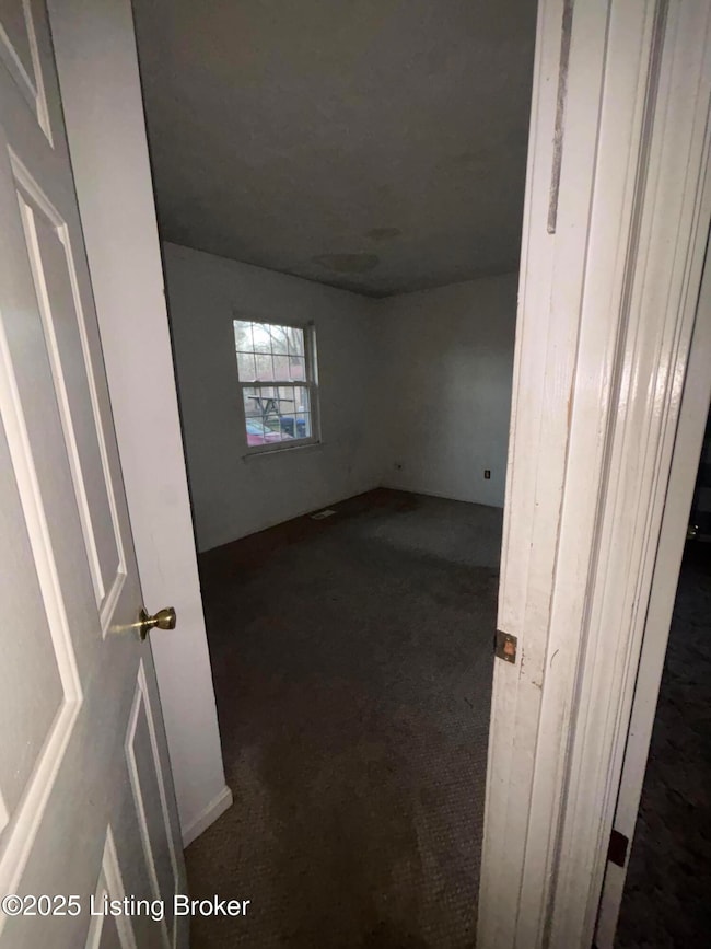 5302 Wiseman Ct, Louisville, KY 40272 - photo 5