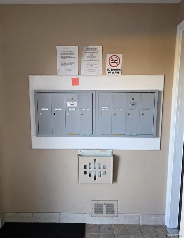 25863 Woodward Ave unit 204, Royal Oak, MI 48067 - photo 5