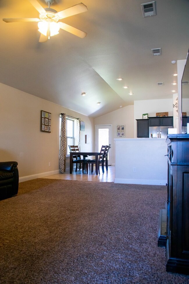 804 E 99th St, Odessa, TX 79765 - photo 3