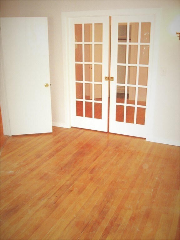 125 Pleasant St unit 303, Arlington, MA 02476 - photo 3