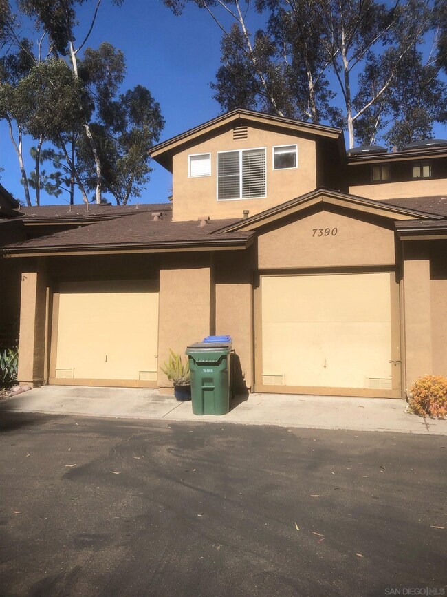 7390 Mission Trails Dr unit 96, Santee, CA 92071 - photo 3