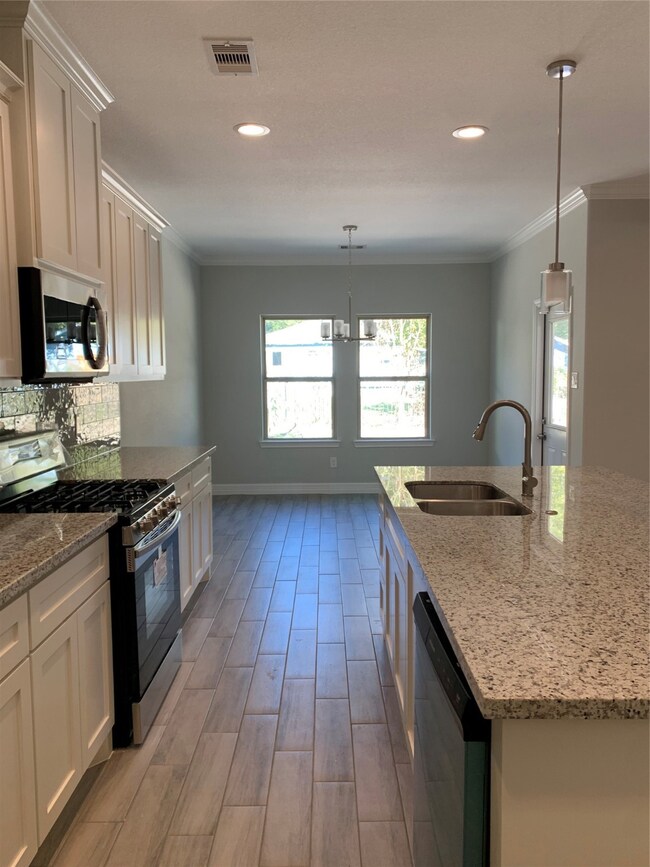 2470 Cliffdale St, Houston, TX 77091 - photo 5