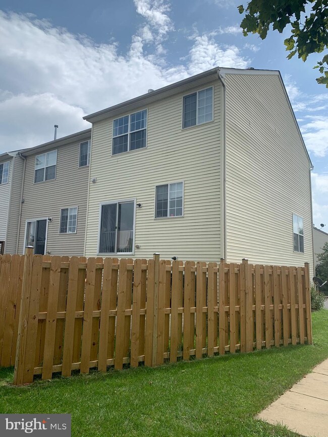 5850 Tami Terrace, Frederick, MD 21703 - photo 3