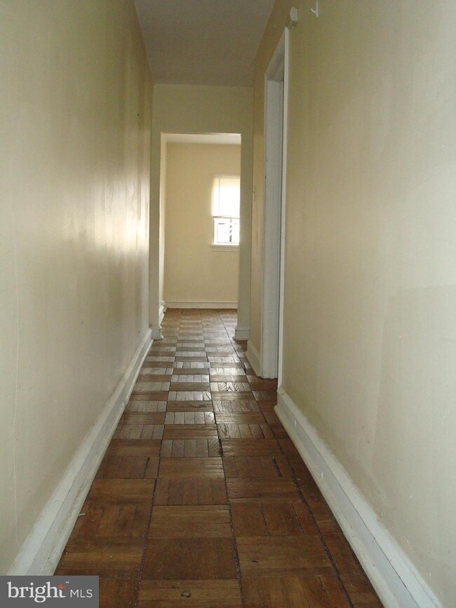 137 Berkley Ave unit B, Lansdowne, PA 19050 - photo 7