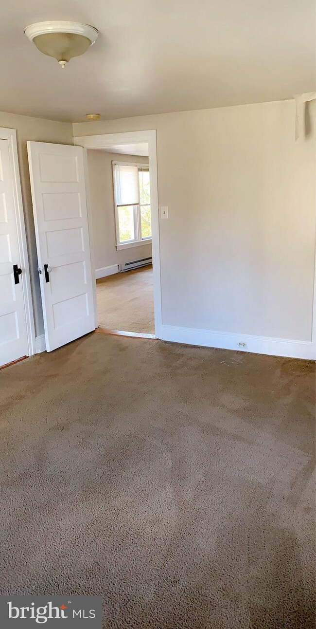 1153 Main St unit 89 UPPER UNIT, Linfield, PA 19468 - photo 3