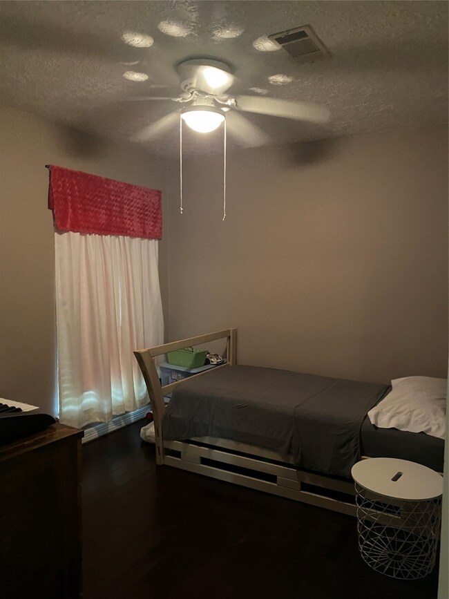 3359 Creek Grove Dr, Houston, TX 77066 - photo 7