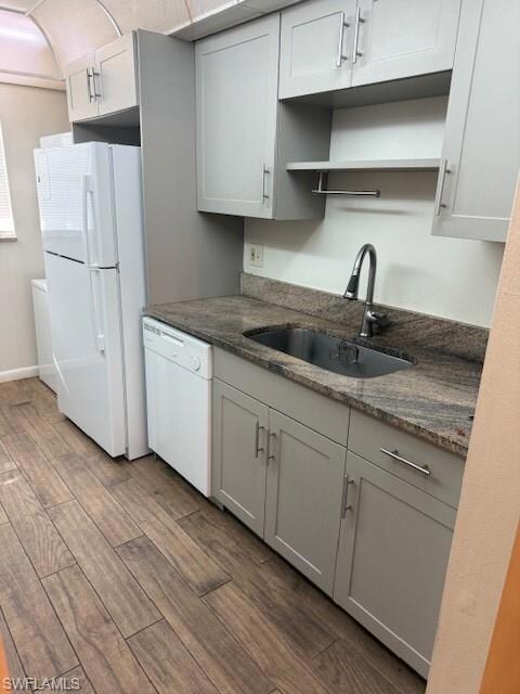 4900 Biscayne Dr unit 12, Naples, FL 34112 - photo 3