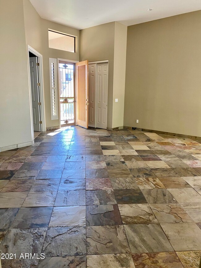 Living Room2