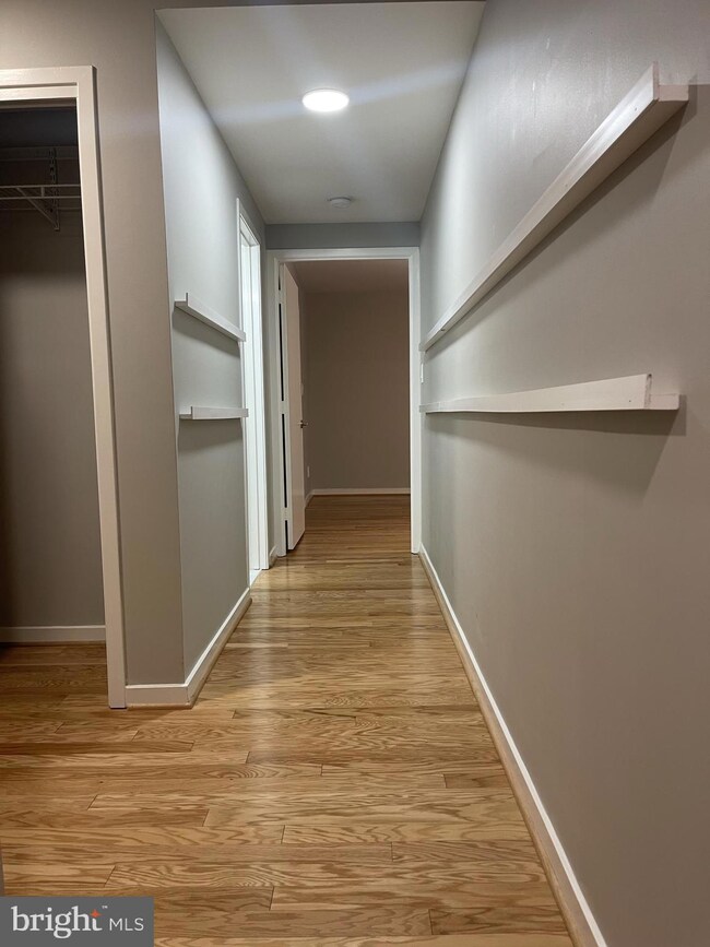 11500 Fairway Dr unit 305, Reston, VA 20190 - photo 5