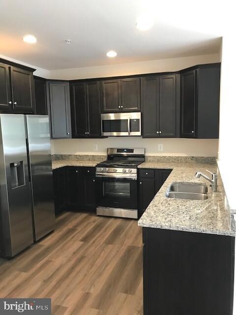 294 Buckeye Cir, La Plata, MD 20646 - photo 2