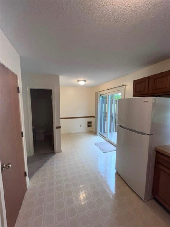 84 Quannacut Rd unit B, Westerly, RI 02891 - photo 6