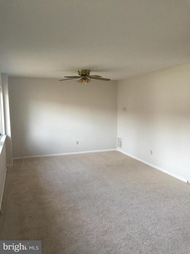 3818 Joshua Place unit B, Alexandria, VA 22309 - photo 3