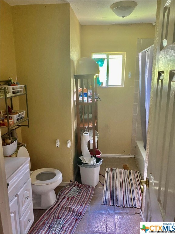 709 Railroad St, San Marcos, TX 78666 - photo 2