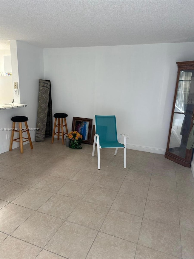 1527 Meadows Cir W unit 1527, Boynton Beach, FL 33436 - photo 2