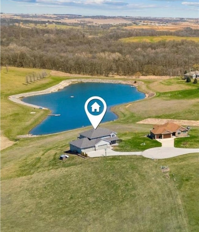 9174 207th Ave, Anamosa, IA 52205 - photo 4