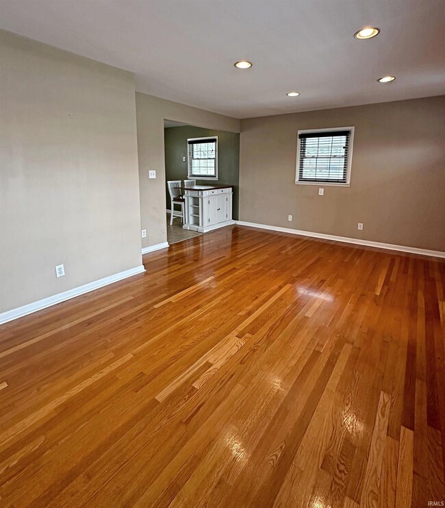 480 N 1300 E, Loogootee, IN 47553 - photo 3