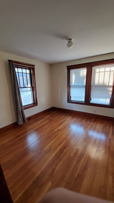48 Chestnut St unit 1, Stoneham, MA 02180 - photo 5