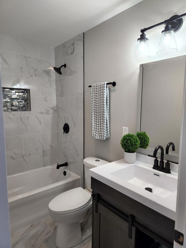 2463 Waite St, Gary, IN 46404 - photo 5