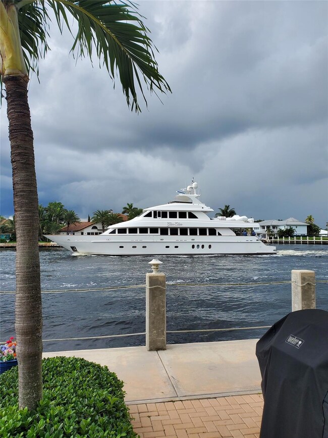 great spot for the boat parade
