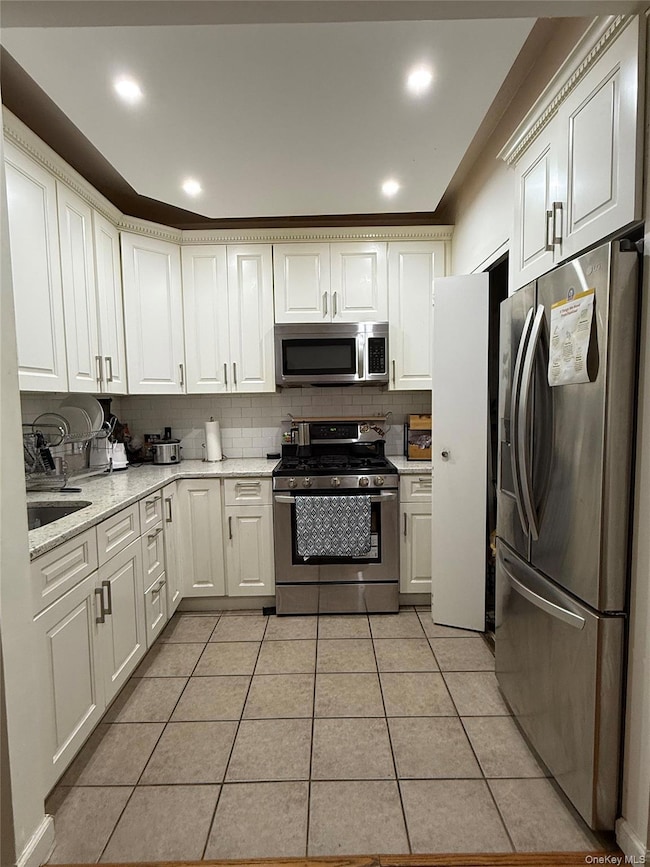 Melrose Court unit 9B, Bronx, NY 10451 - photo 3