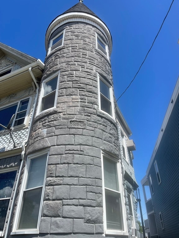 118 White St, Boston, MA 02128 - photo 6