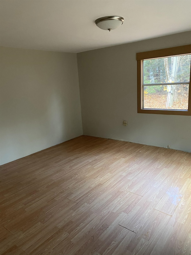 28 Merrill Rd, Hillsborough, NH 03244 - photo 4