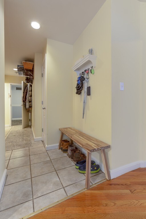 19 Wiget St unit 204, Boston, MA 02113 - photo 7