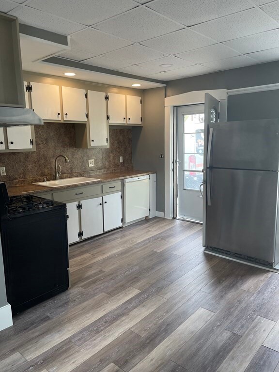 5 Tremont St unit 1 F, Methuen, MA 01844 - photo 3