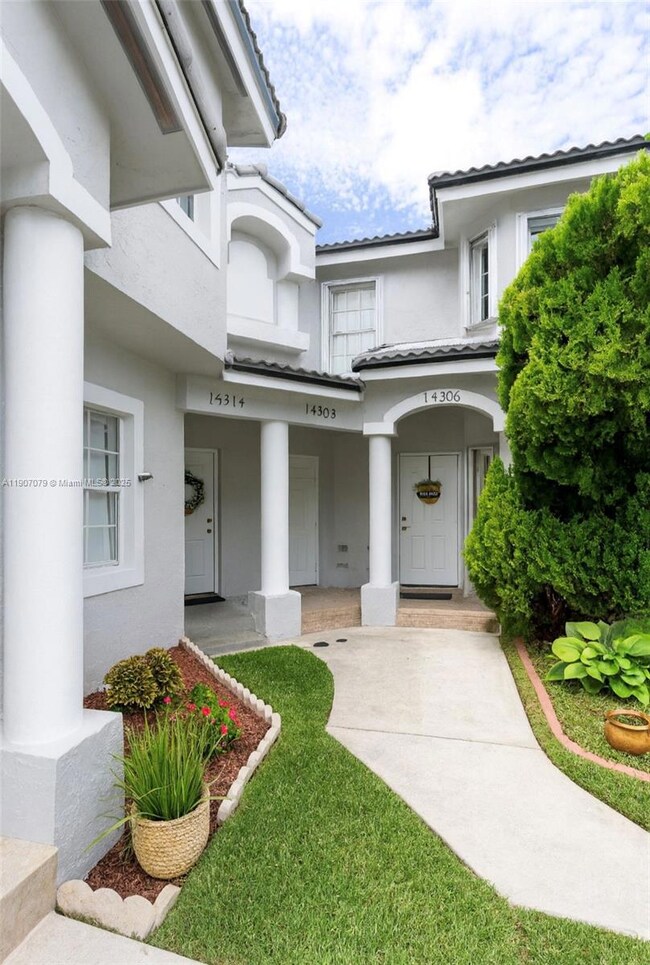 14308 SW 120th Ct unit 89, Miami, FL 33186 - photo 4