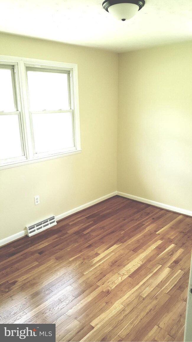 2 E 18th St, Front Royal, VA 22630 - photo 6