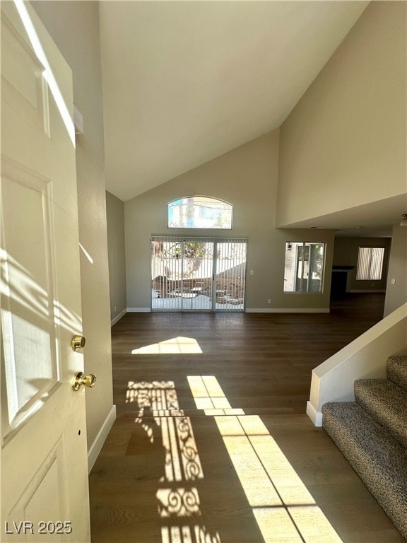 9900 Meandering Creek Ct, Las Vegas, NV 89117 - photo 3