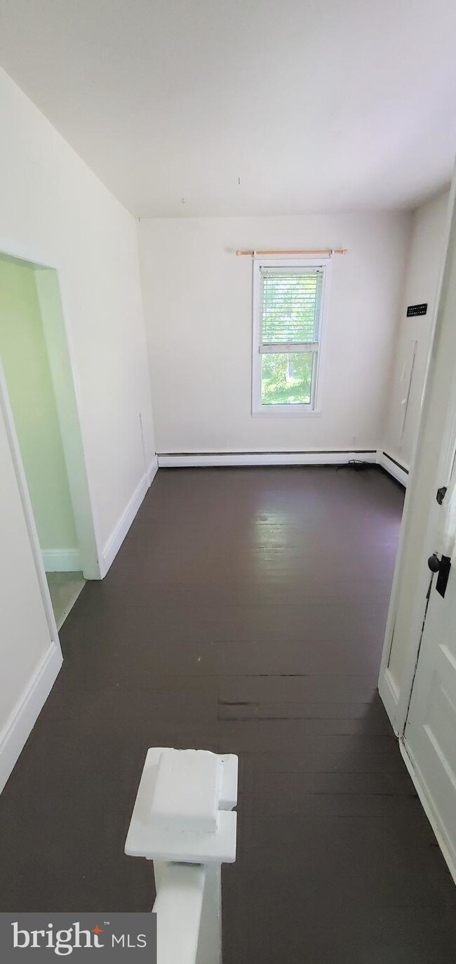 1 Midgley Ln, Phoenixville, PA 19460 - photo 6