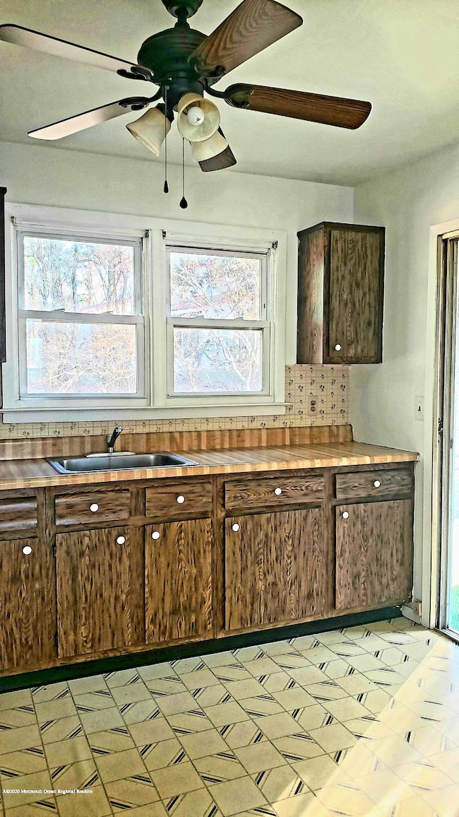 8 Greenmeadow Ln unit 72, Whiting, NJ 08759 - photo 5