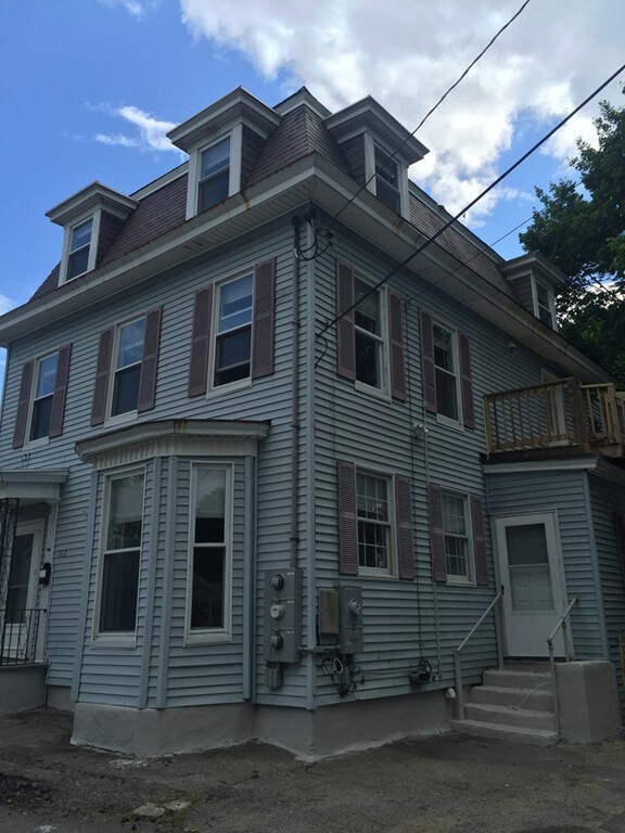 117 Durant St unit 2, Lowell, MA 01850 - photo 5